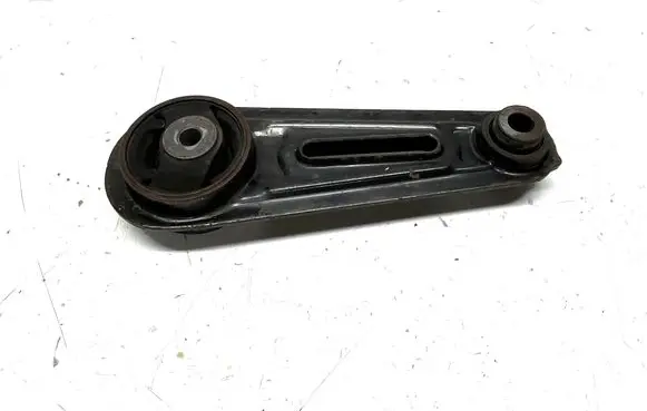 Nissan Qashqai Engine mount bracket AV95113