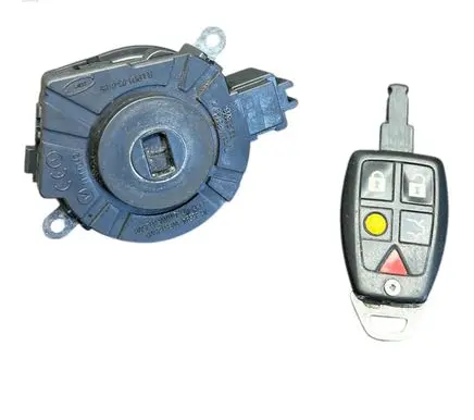 Volvo S40 Ignition lock 30737155