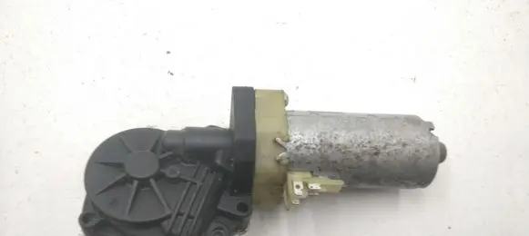 Volvo S60 Seat adjustment motor 0130002527 198389104