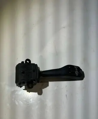 BMW 5 E39 Wiper control stalk 8375407