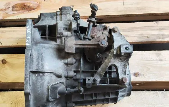 Volvo V50 Manual 5 speed gearbox 3M5R7F096YF 3M5R7002YF