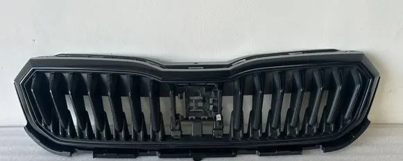 Skoda Scala Front grill 657853653B