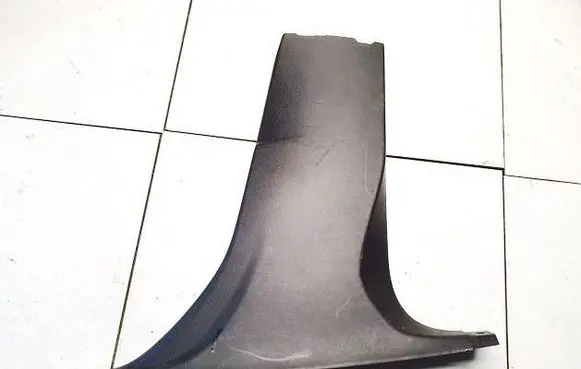 Volvo V40 (B) pillar trim (top) 31426636