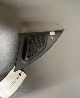 Volvo V60 Front door high frequency speaker 30781067