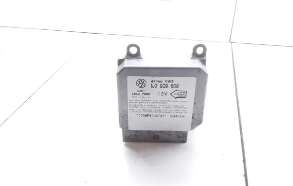Volkswagen Golf IV Airbag control unit/module 1J0909609 5WK42800