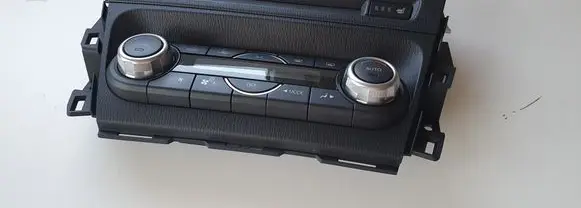 Mazda 3 II Climate control unit