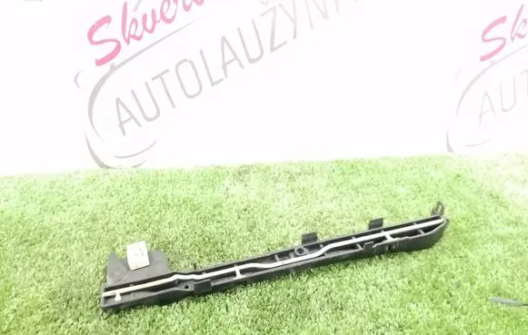 BMW 5 G30 G31 Other engine bay part 9334789 586509 6139334789