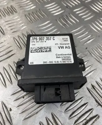 Volkswagen Touareg II Light module LCM 7P6907357C