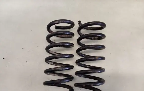 Audi A8 S8 D2 4D Rear coil spring 