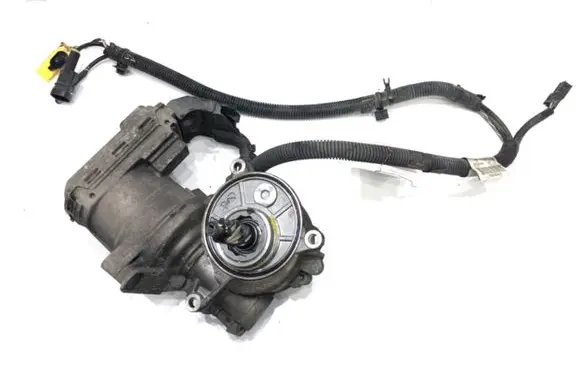 Peugeot 308 SW Power steering pump 6800004974