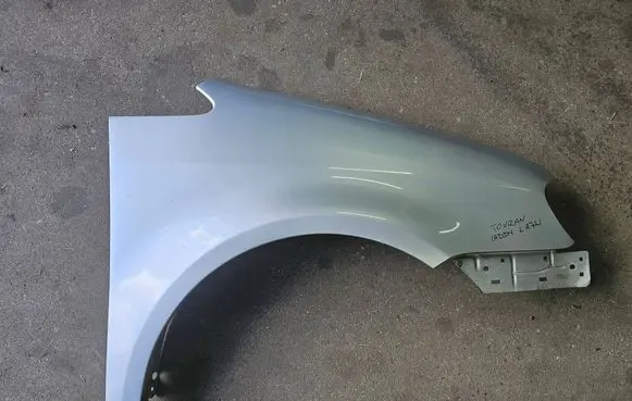 Volkswagen Touran I Fender 1T0821216C