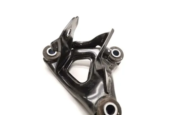 Tesla Model Y Engine mounting bracket 1110232-00-C