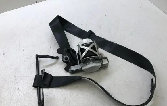 Citroen DS3 Front seatbelt 34157698A