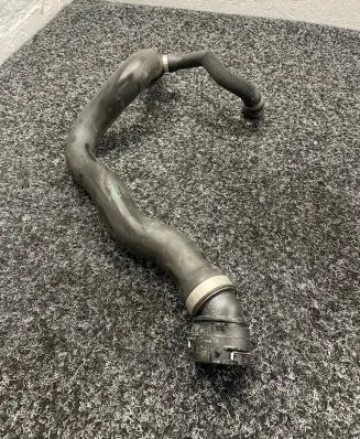 BMW X3 G01 Engine coolant pipe/hose 9797615