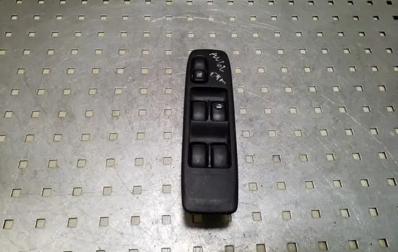 Mitsubishi Pajero Electric window control switch MR587930 C8DD255M