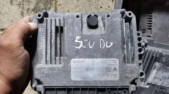 Fiat Scudo Engine control unit/module 0281013869