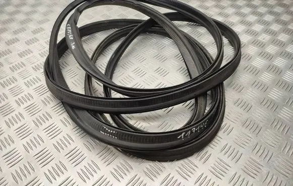Volkswagen Crafter Loading door rubber seal (on body) 7C0829193J