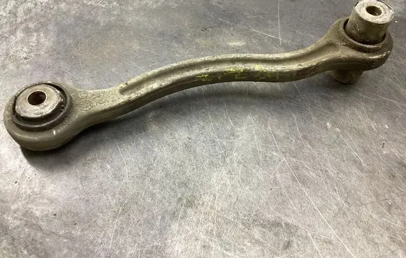 Mercedes-Benz E W212 Rear control arm 20402