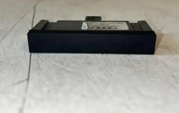 Audi A6 S6 C6 4F Passenger airbag on/off switch 4F0919234A