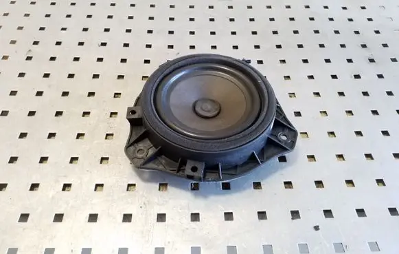 KIA Rio Rear door speaker 963301W500