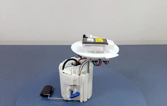 KIA Ceed In-tank fuel pump 31110J7100
