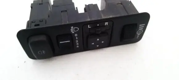 Mitsubishi Carisma Wing mirror switch mr740608