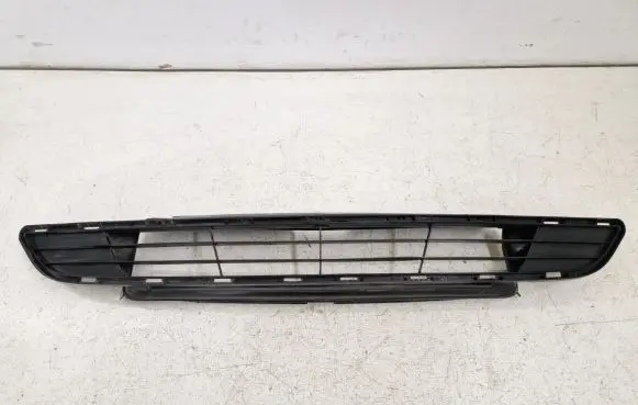 Ford C-MAX II Front bumper lower grill DM5117K945 DM5117K945AB E903A
