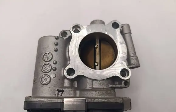 Chevrolet Corsa Throttle body valve 55562270 0280750482 B0SCH