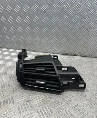 BMW X6 F16 Dashboard side air vent grill/cover trim 927051610