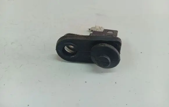 KIA Ceed Front door sensor