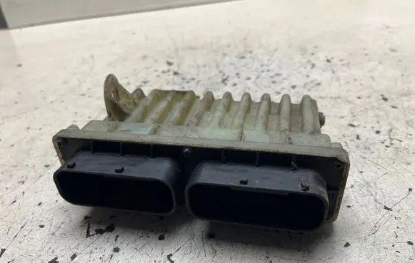 Opel Zafira A Engine control unit/module 24410130 804027