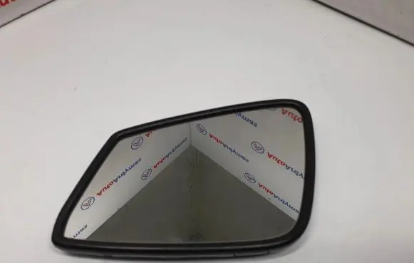 BMW 4 F32 F33 Wing mirror glass 7285009 51167285009
