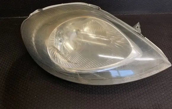 Opel Vivaro Headlight/headlamp 89308700 7700311572 91165720