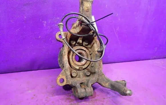 Nissan Murano Z50 Front wheel hub spindle knuckle
