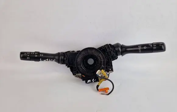 Peugeot 107 Wiper turn signal indicator stalk/switch 173848 17F001