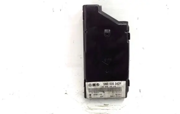 Volkswagen Passat Alltrack Head unit multimedia control 5N0035342F