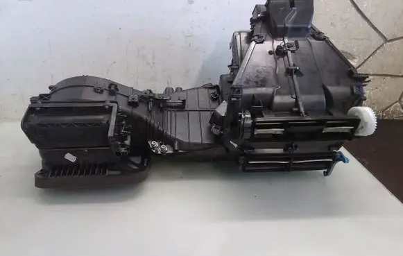 Seat Altea XL Interior heater climate box assembly housing 