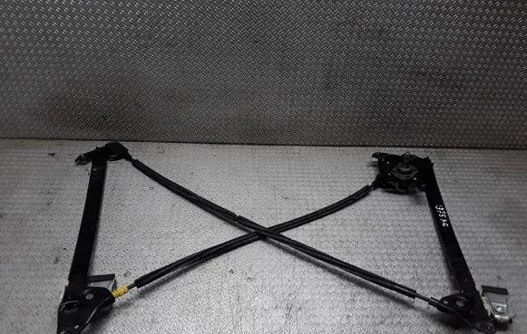 Rear door manual window regulator