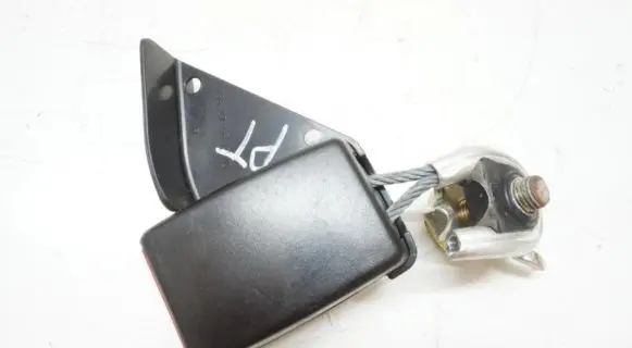 Mercedes-Benz CLK A208 C208 Rear seatbelt buckle 2088601869