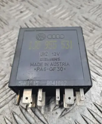 Skoda Superb B5 (3U) Window wiper relay 1J0955531