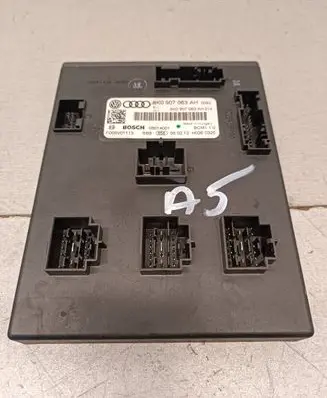 Audi A5 8T 8F Comfort/convenience module 8K0907063AH 08014001 F005V01113
