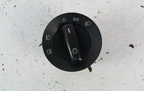 Volkswagen Golf IV Light switch 