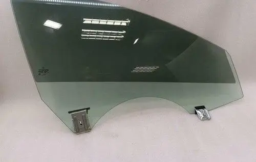 Mercedes-Benz C W204 Front door window glass four-door A2187250210