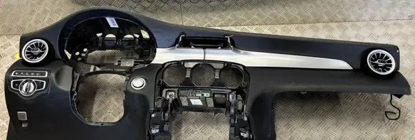 Mercedes-Benz GLC AMG Dashboard 