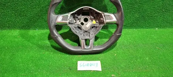 Volkswagen Scirocco Steering wheel
