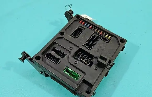 Ford Galaxy Central body control module 7M3962258M IMPRK1484165