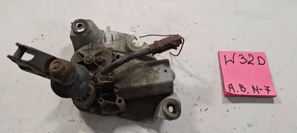 Peugeot 206 Rear window wiper motor 53009202