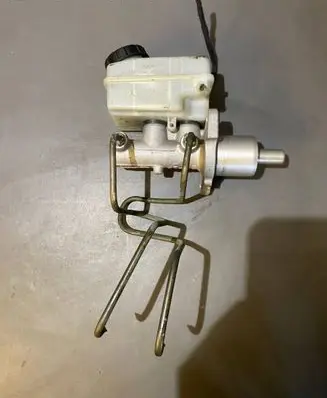 Mercedes-Benz B W245 Master brake cylinder A1694300202