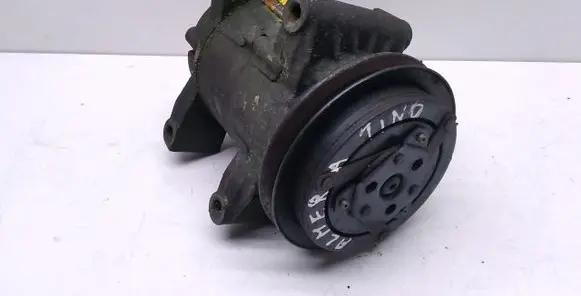 Nissan Almera Tino Air conditioning (A/C) compressor (pump) 92600BN301 EA05145010