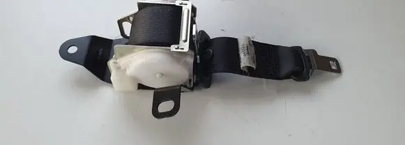 Nissan Qashqai+2 Roof seat belt 